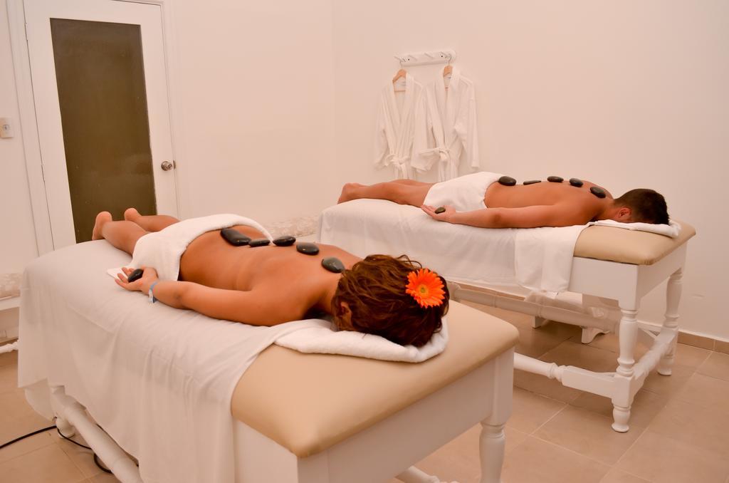 Natura Park Beach & Spa Eco Resort Punta Cana Exterior photo Hot stone massage