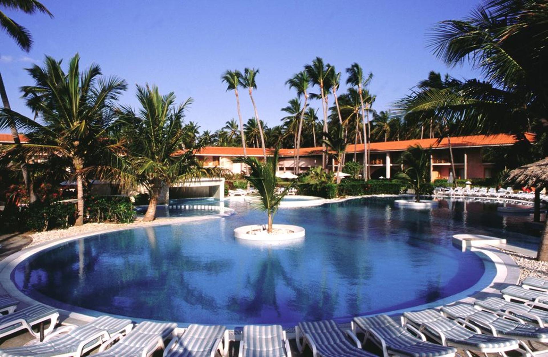 Natura Park Beach & Spa Eco Resort Punta Cana Exterior photo A pool at the Iberostar Grand Hotel Bávaro