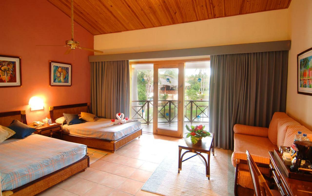 Natura Park Beach & Spa Eco Resort Punta Cana Exterior photo A room at the resort